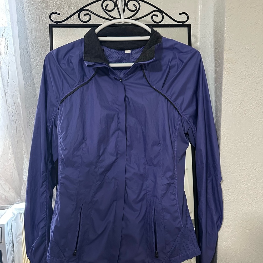 lululemon athletica run essential Persian Purple Jacket